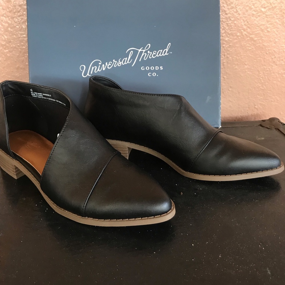 Women’s shoes